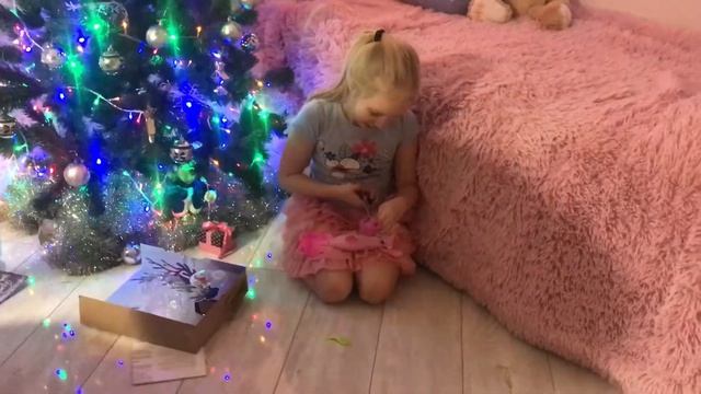 Новогодние подарки и волшебство начались!!! Распаковка плавающей Пинки Пай. Swimming Pinkie Pie