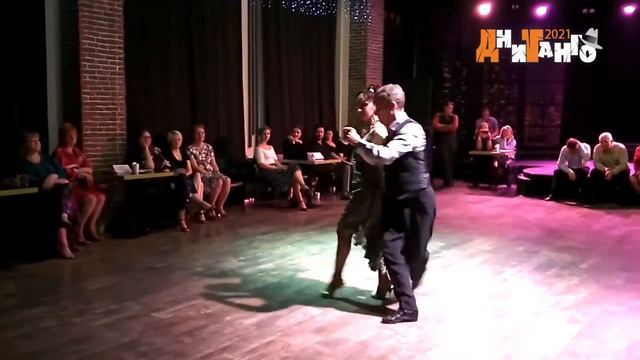 Л.Нормаматова и Ю. Буренев  Eternos Interiores Demoliendo Tangos