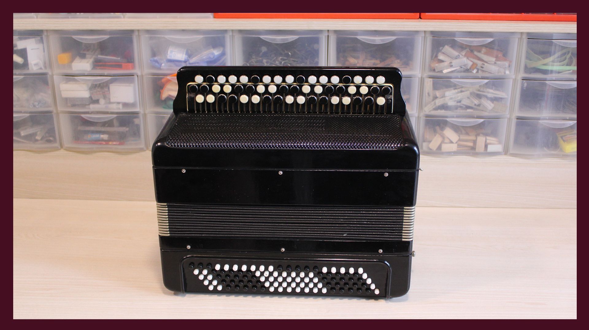 Трудовые будни  Ремонт Тульского баяна