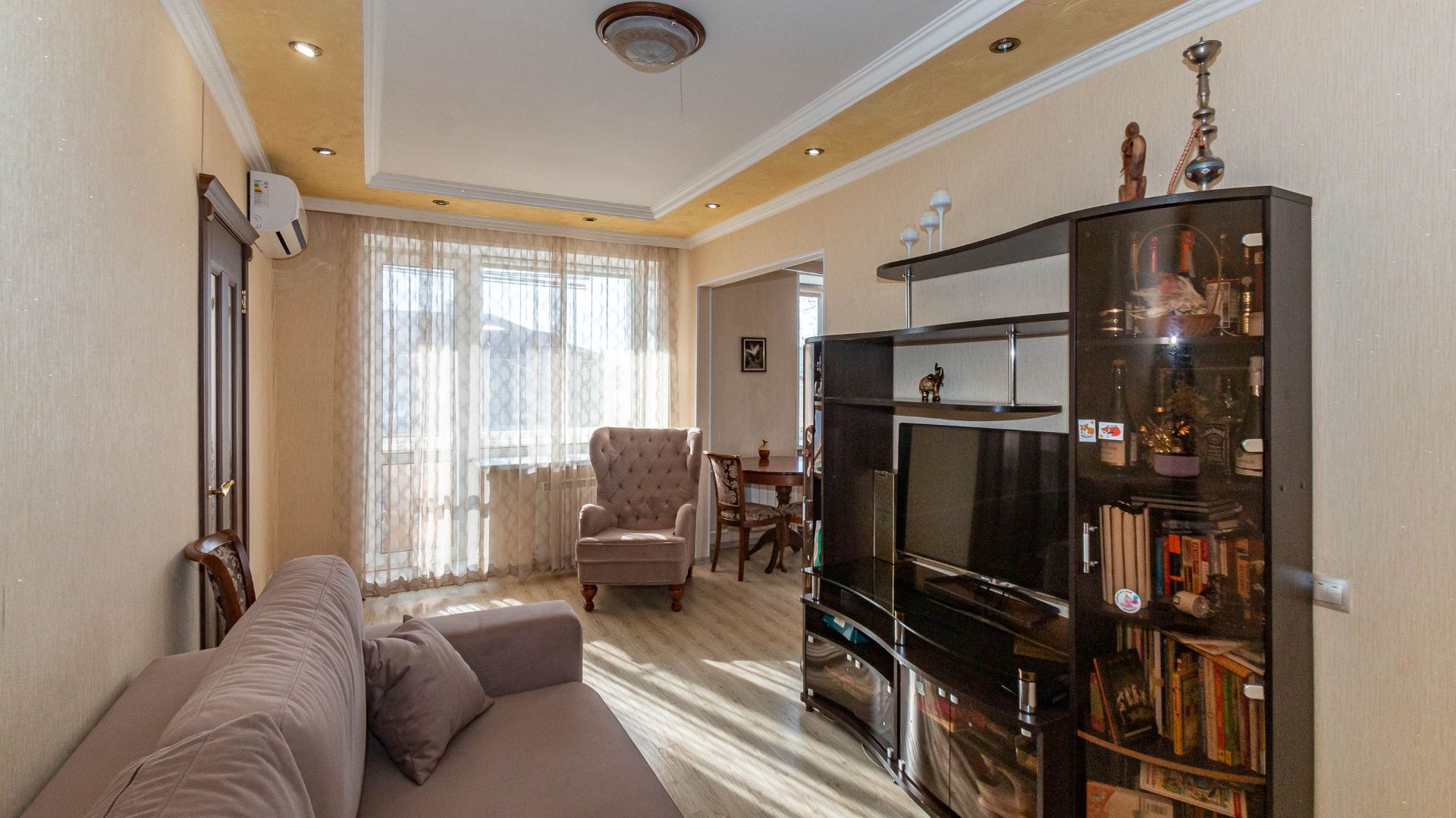 улица Андрианова 10