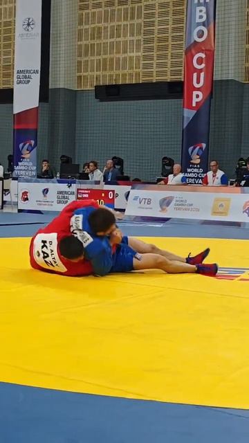 A beautiful throw by Bagtyyar BAHRAMOV (TKM) against Dinmukhammed ALTAY (KAZ)