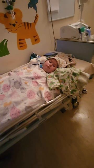 хоть и в больничке но купаться то тоже нужно  доброго всем дня  вечера друзья    евасма1