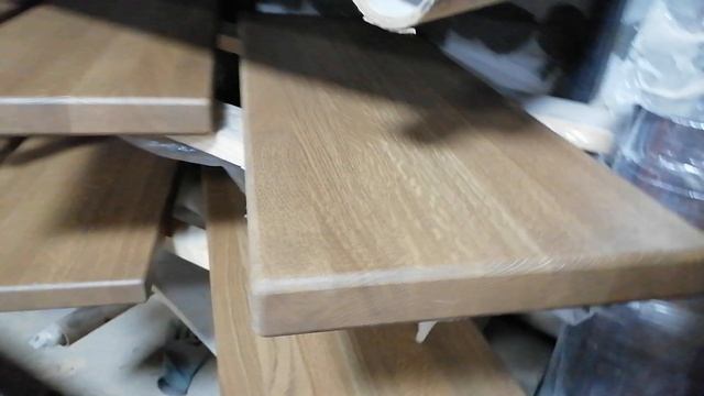 Ступени дуб цельноламельный
ширина ламели 40 мм