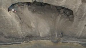 Поход с ловлей рыбы и приготовлением пищи в морской пещере