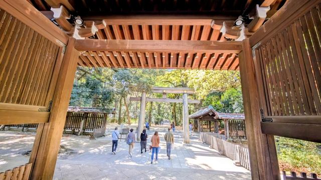 66.Шрайн - святое место.