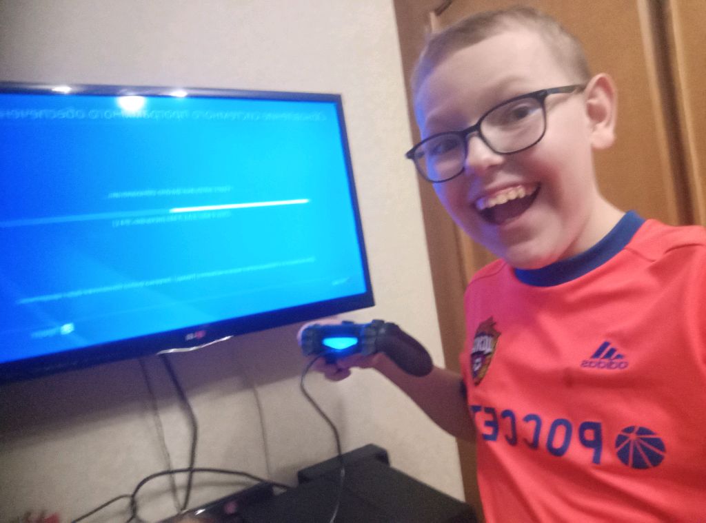 купил playstation 4  стрим