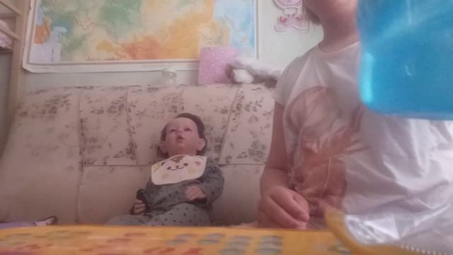 утро с реборном Энеем уложила спать