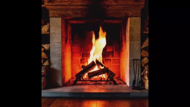 фон для уютных вечеров. камин