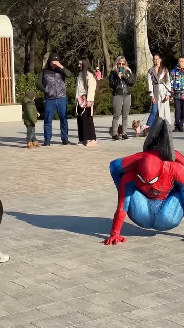Spider-Man was expecting this #spiderman