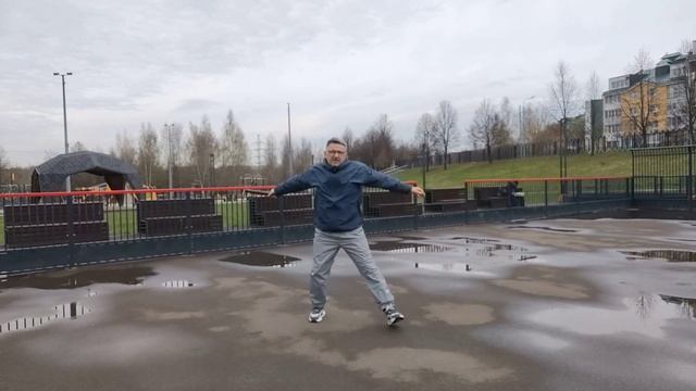 Занятия с палкой Тайцзи Бань в Митинском ландшафтном парке (4)