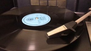 «Москвичи» (Сережка с Малой Бронной и Витька с Моховой …) м. Бернес