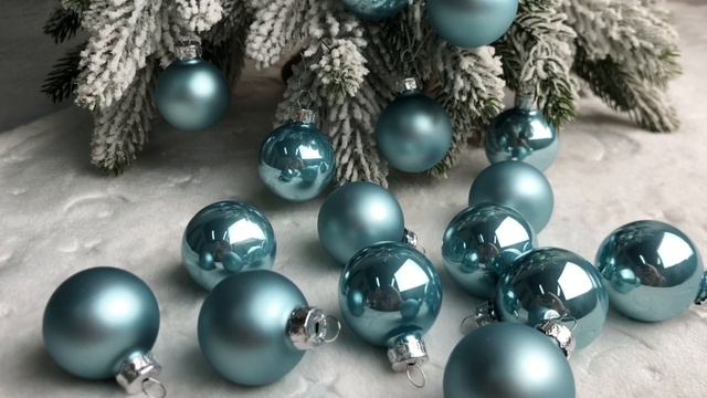 Набор стеклянных шаров арктический голубой mix 35 мм 16 шт. 2000226