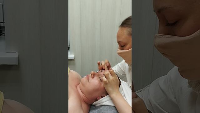 SPA-уходскульптурный массаж лица.Тот случайкогда подруга приходит раз в год и хочет всё и сразу