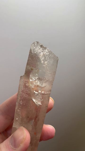 Горный хрусталь кристалл