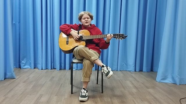  А река течёт 