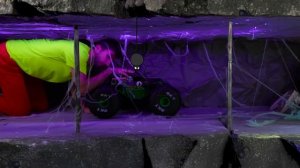 Настя с друзьями попали в игру