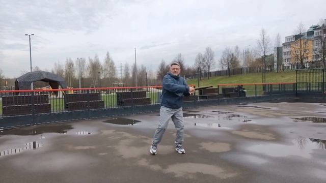 Занятия с палкой Тайцзи Бань в Митинском ландшафтном парке (3)