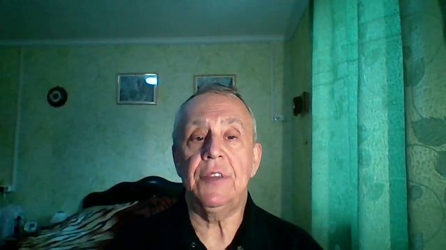 Евгений Лимин в Киеве, посылает А П  деньги, Лёшка тоже на фронте, я 500 руб облигаций...