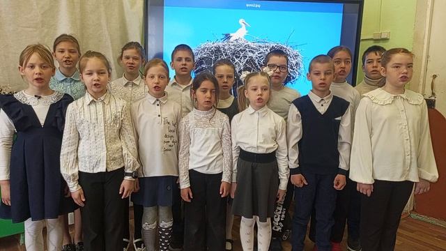 Аист на крыше.