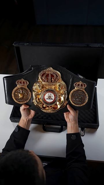 Все пояса Дмитрия Бивола | Распаковка | Анапакинг | Абсолютный чемпион мира RCC