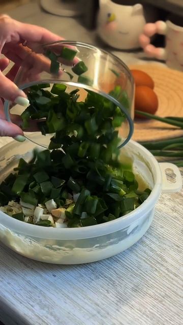 Заливной пирог с луком и яйцом 🥚