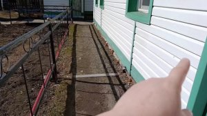 Смотреть даже больно