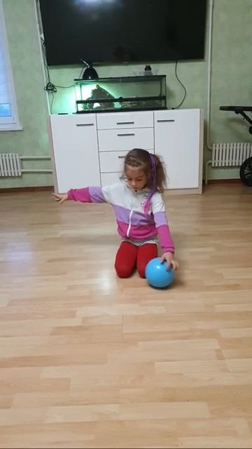 Тренировка с предметами, по художественной гимнастике