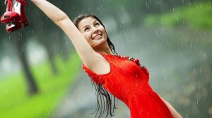 Мне под дождём весело танцевать- Невероятно красивая песня