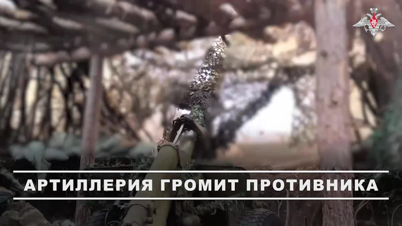 00:00 Расчёты Гиацинта-Б группировки Восток наносят удары по опорникам ВСУ в Запорожск...