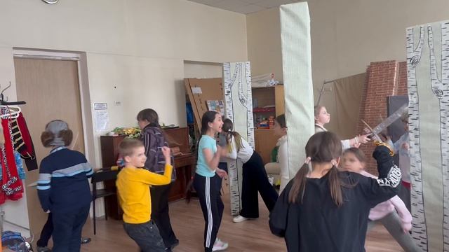 Танец к спектаклю Три Царевича