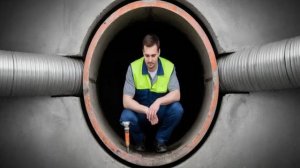 Устранение засоров в унитазе и прочистка канализационных труб