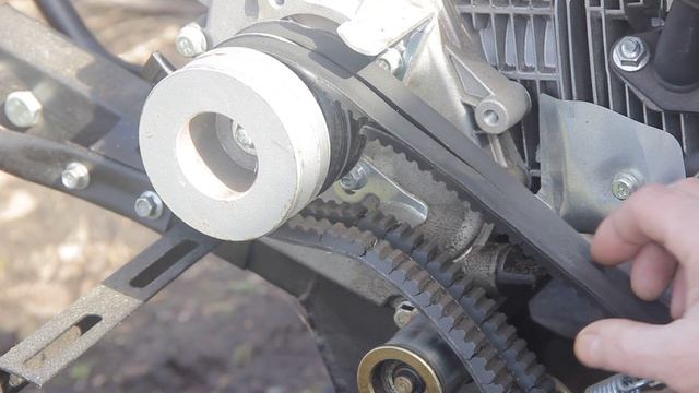 Мотоблок Бульдог пережил вторую зиму.