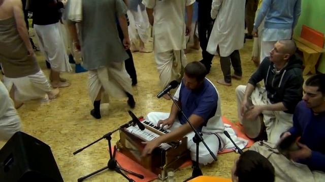 08 10 17 Гаура арати