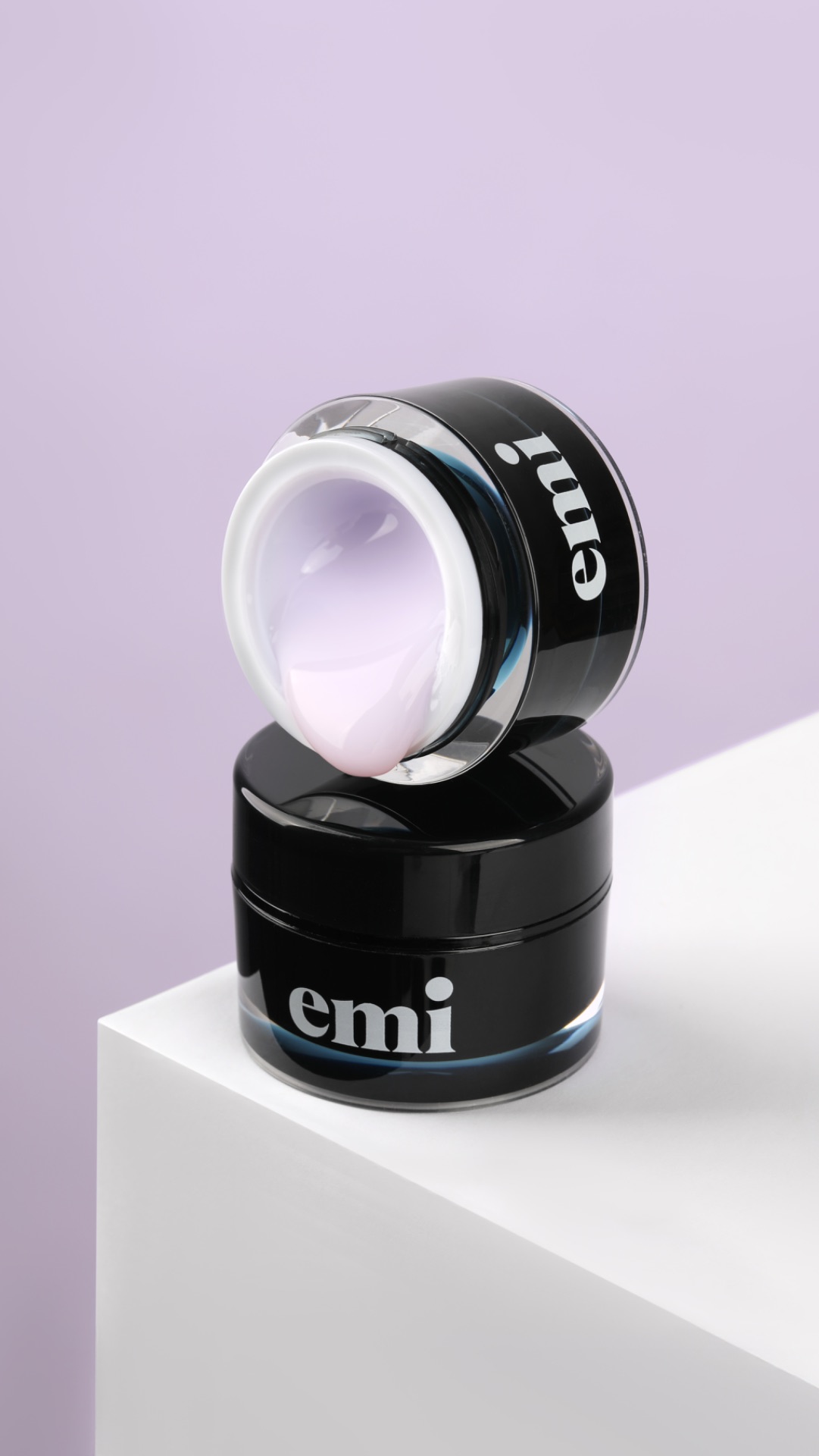 Milky ProGel 15 г  лаконичная молочная палитра актуальная вне времени.