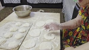 фкусная минутка- 1ч бяляши и бюфштексы из куриного фаршу