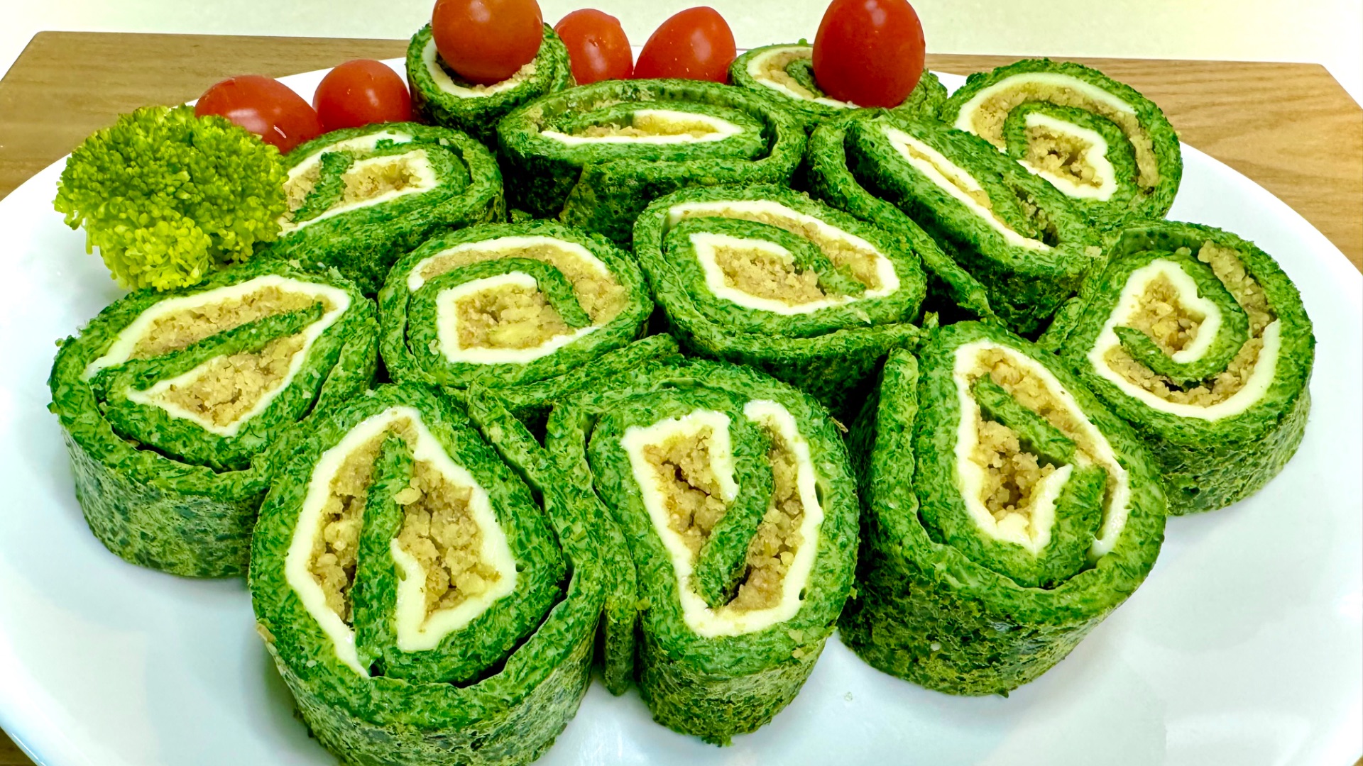 Рулет из шпината-прекрасная закуска!