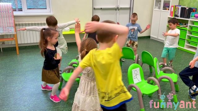 Вечный двигатель - подвижная игра у дошколят Funny Ant Malahovka