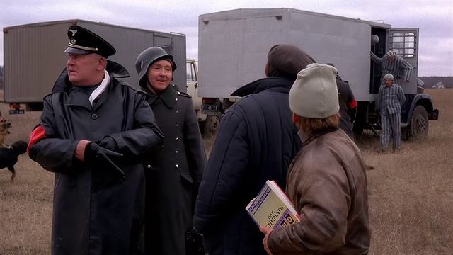 ВИСЕЛИЦ НЕ ХВАТАЕТ...