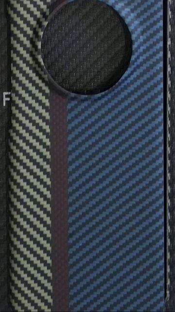 Карбоновые чехлы на Huawei Mate X3 и Mate X5