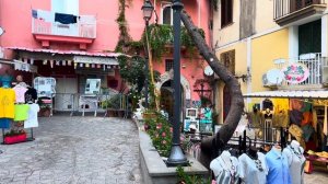 Капри летняя прогулка по острову лазурного моря и живописных скал 🌊