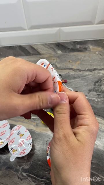 Как найти золотого Гарри? Открываем киндеры  Гарри Поттер