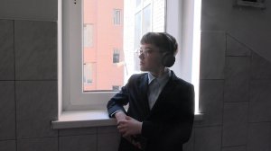 КТО ДОЛЬШЕ ПРОМОЛЧИТ