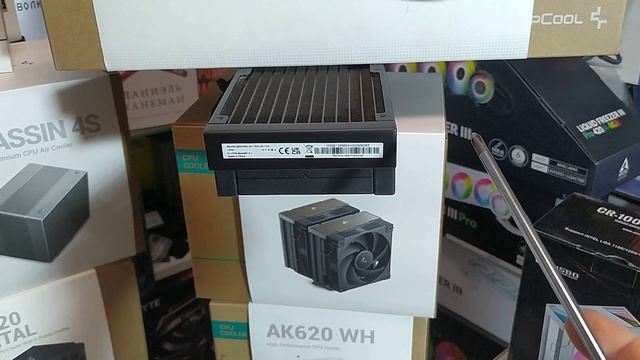 Пофигизм от DEEPCOOL или маневр с наклейкой вынуждающий самостоятельно отказаться от гарантии ?