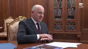 Президент Владимир Путин провел встречу с Главой Карачаево-Черкесии Рашидом Темрезовым