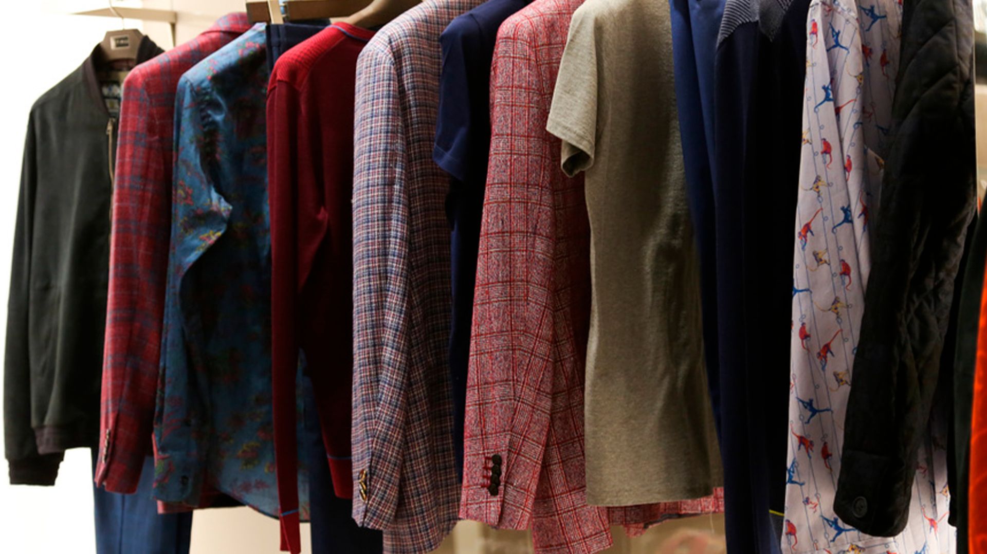 Товары легкой промышленности начнут маркировать в Казахстане