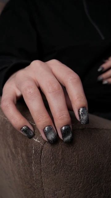 VOGUE NAILS ночь в Лас-Вегасе