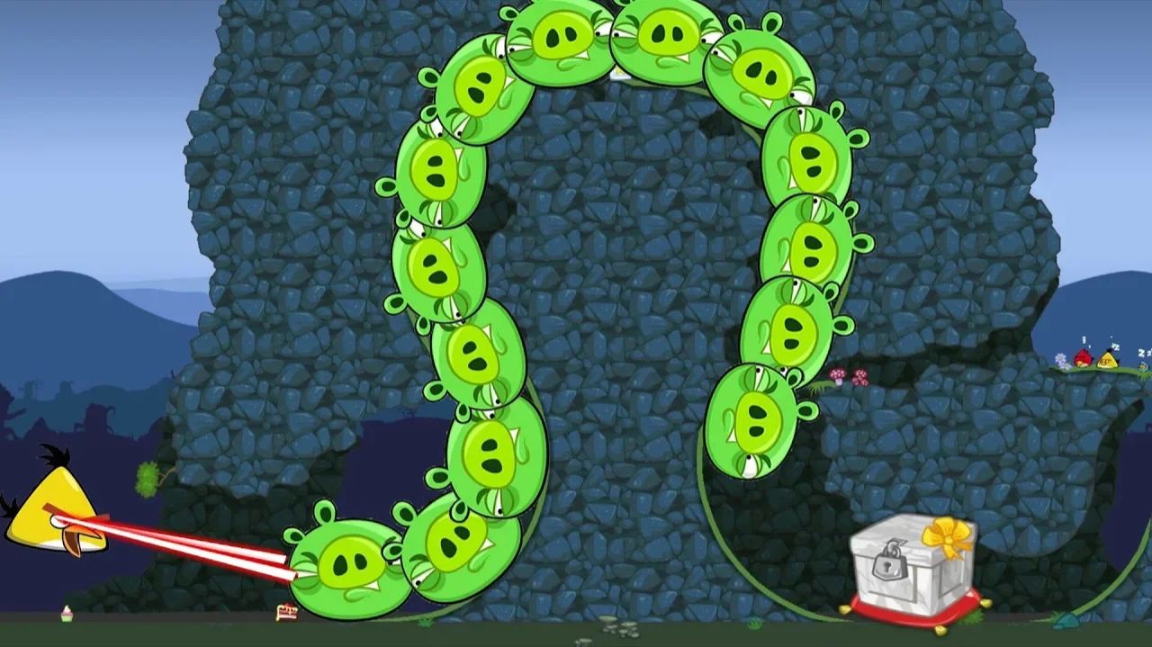 🐷СВИН убегает от Angry Birds за Мраморным Ящиком!