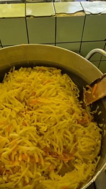 еще один день в столовой