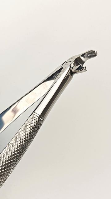 01-118 Щипцы для удаления зубов №23 нижние, моляры правые, AGILE