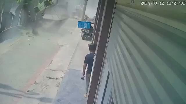 Полные придурки на работе _ Снятые на камеру